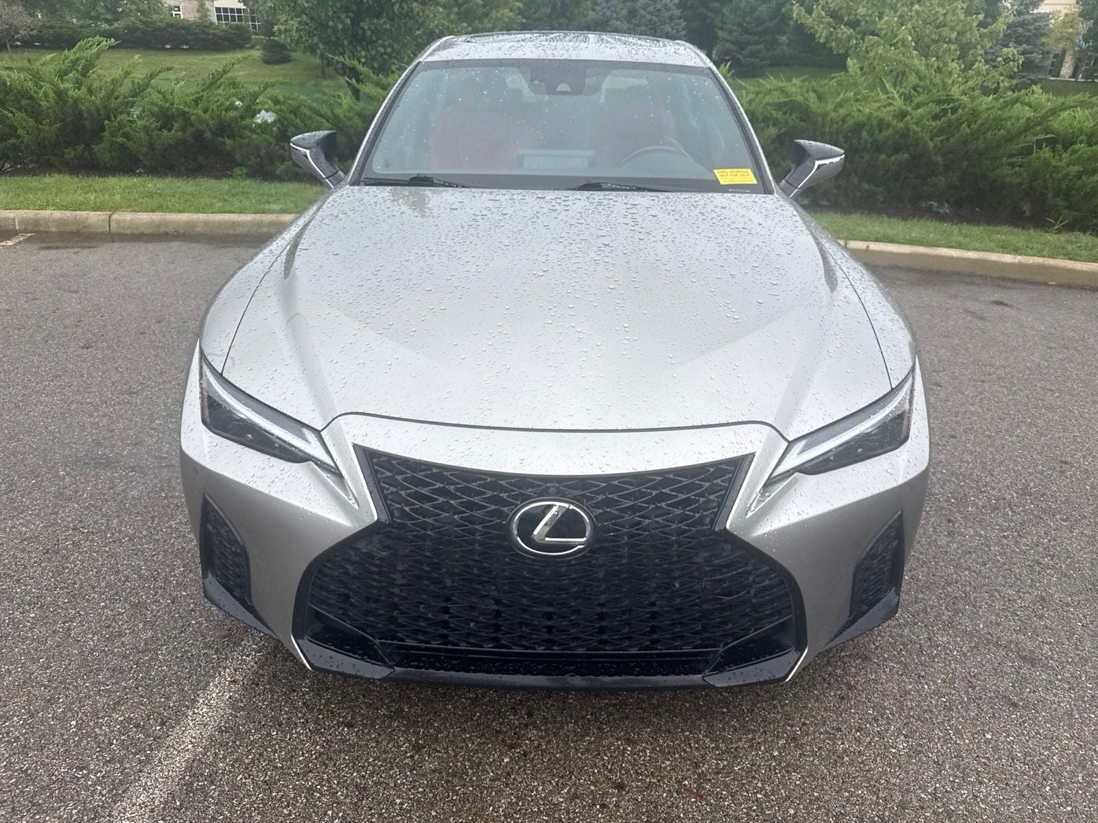 lexus is 2022 JTHGZ1E28N5023913 image lexus is 2022 JTHGZ1E28N5023913 image