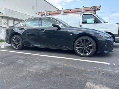 lexus is 2022 JTHGZ1E29N5026609 image