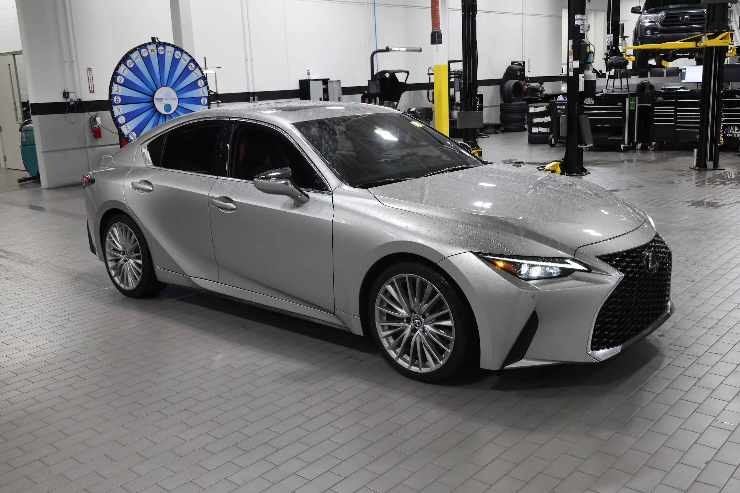 lexus is 2022 JTHDA1D2XN5120266 image lexus is 2022 JTHDA1D2XN5120266 image