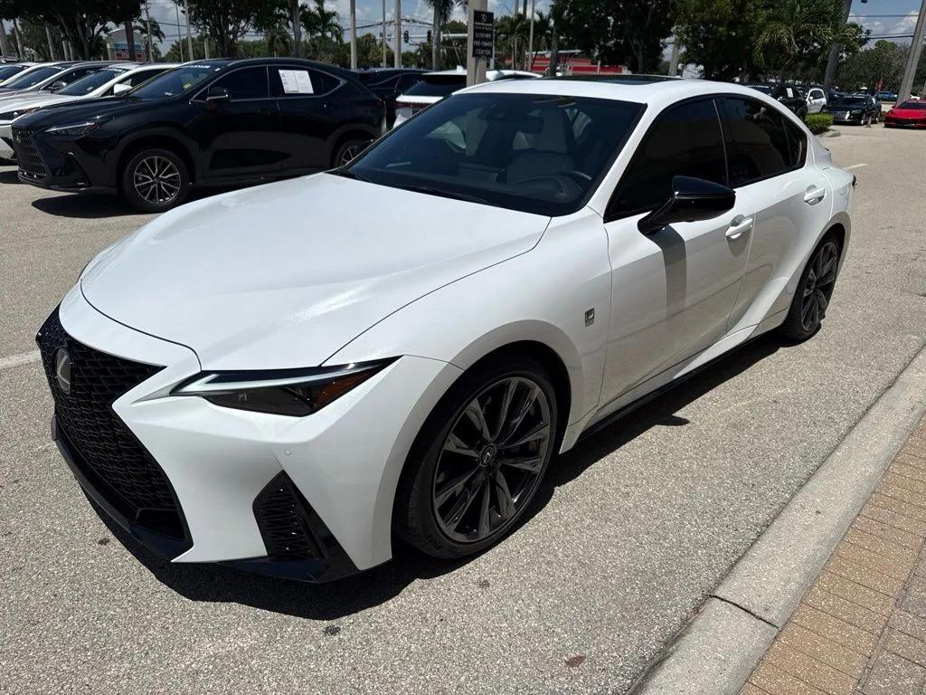 lexus is 2025 JTHGZ1B27S5094942 image lexus is 2025 JTHGZ1B27S5094942 image
