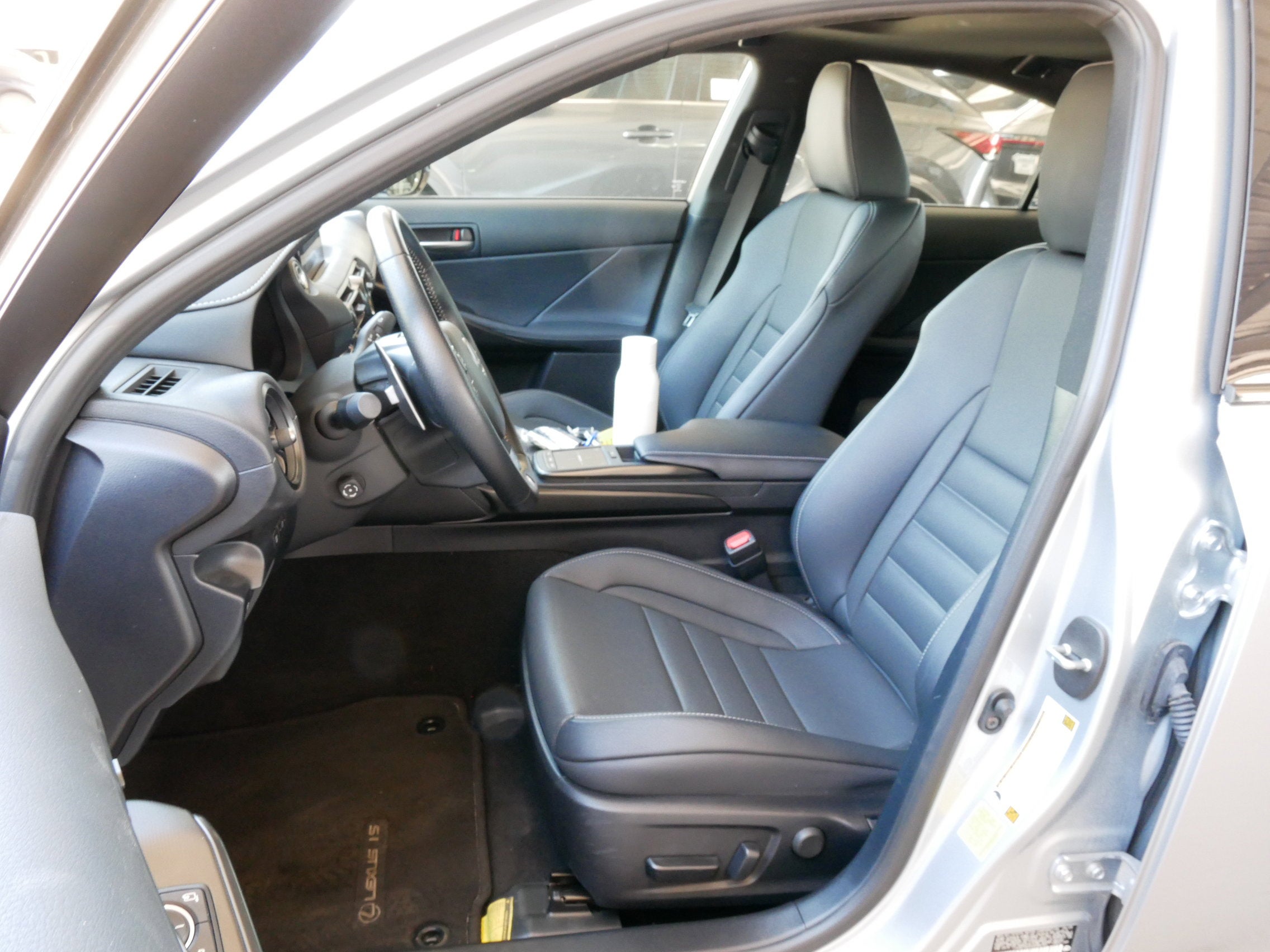 lexus is 2025 JTHGZ1B20S5088755 image lexus is 2025 JTHGZ1B20S5088755 image