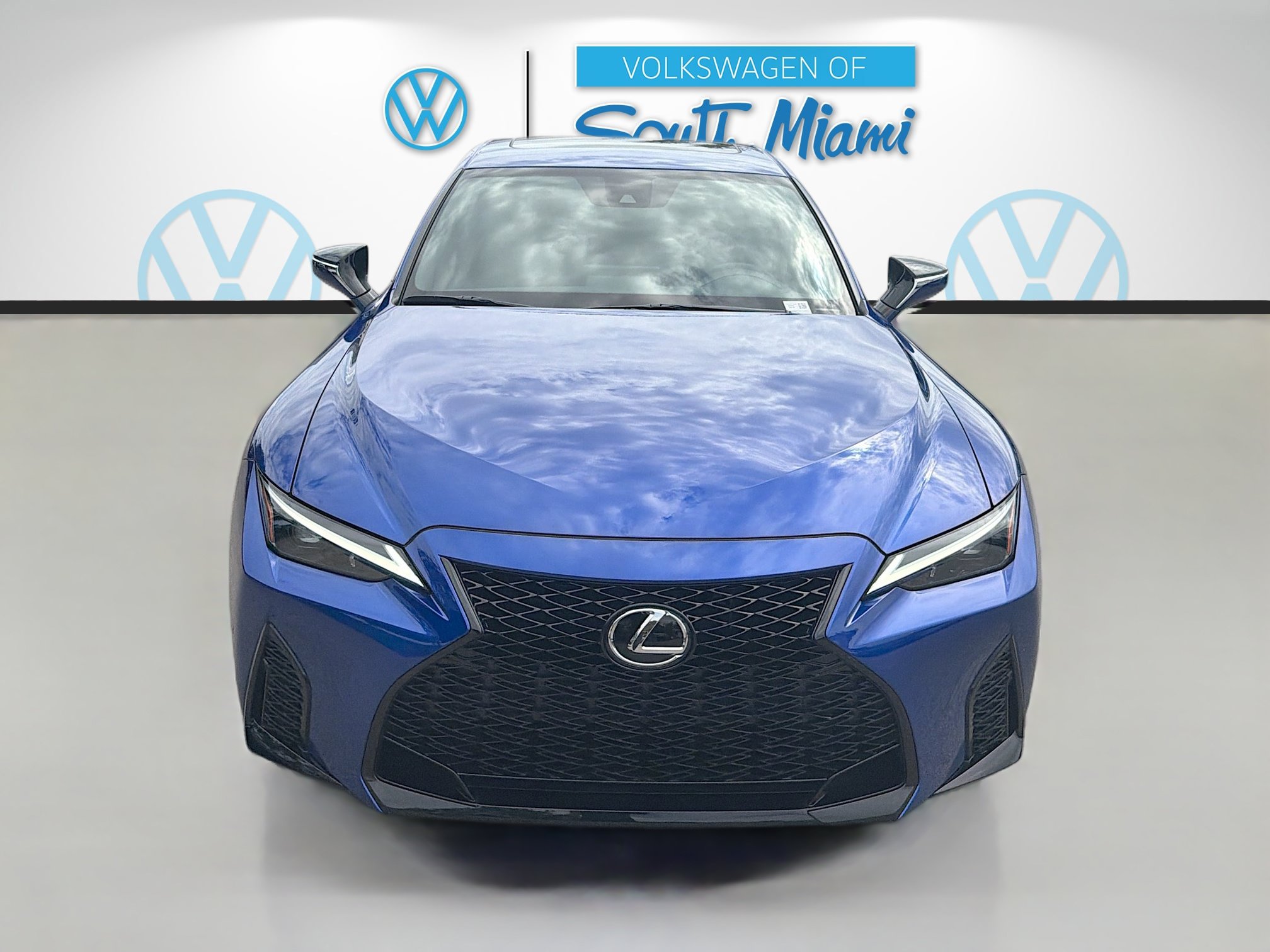 lexus is 2025 JTHBZ1B22S5090369 image lexus is 2025 JTHBZ1B22S5090369 image