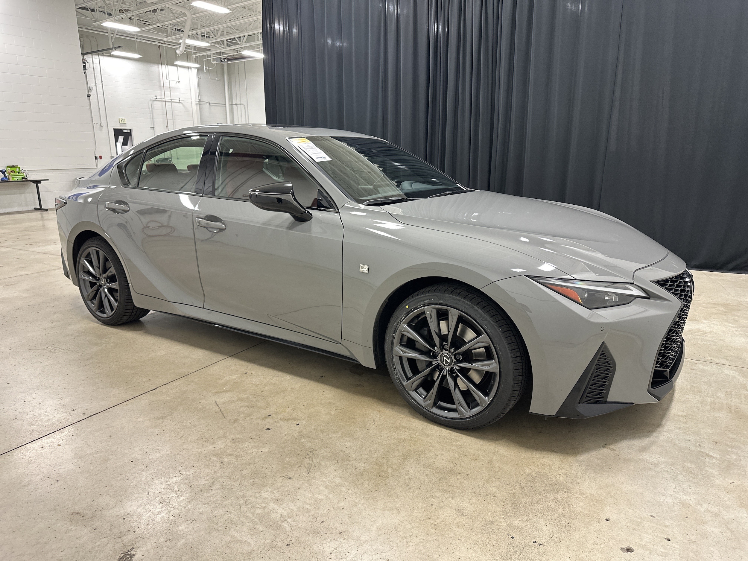 lexus is 2025 JTHGZ1E27S5039807 image lexus is 2025 JTHGZ1E27S5039807 image