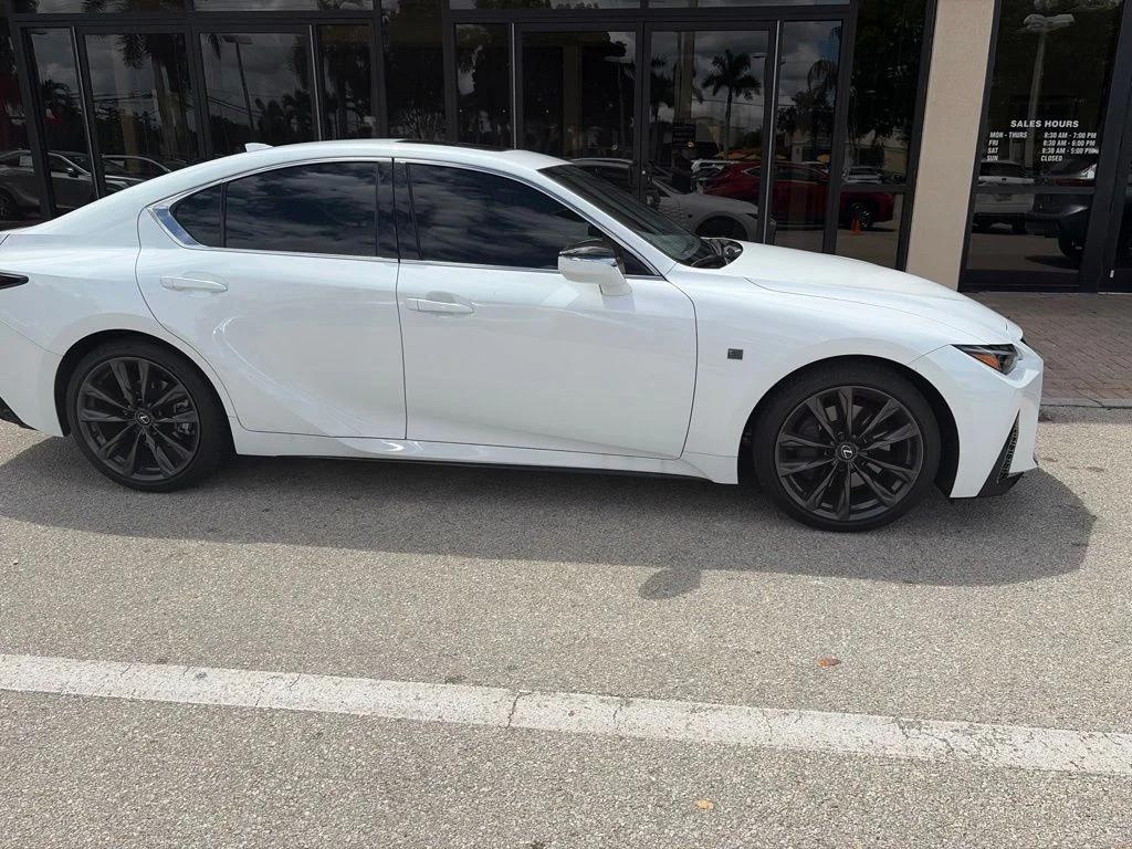 lexus is 2025 JTHBZ1B20S5091357 image lexus is 2025 JTHBZ1B20S5091357 image