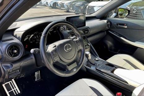 lexus is 2025 JTHGZ1E20S5039115 image lexus is 2025 JTHGZ1E20S5039115 image