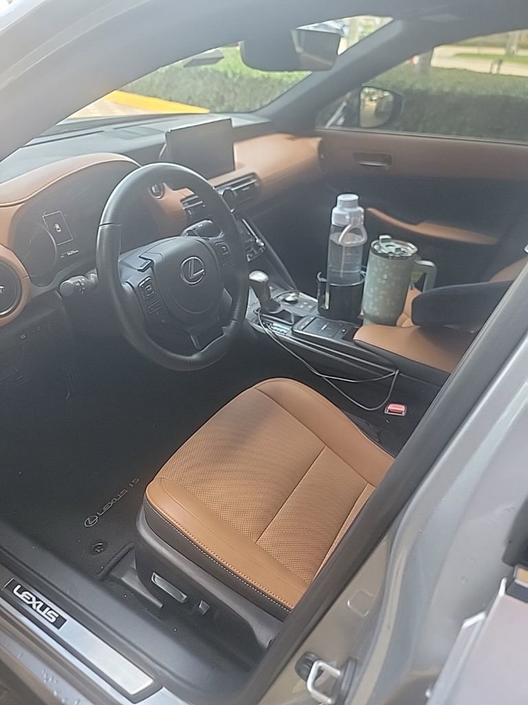 lexus is 2025 JTHCA1D29S5134246 image lexus is 2025 JTHCA1D29S5134246 image