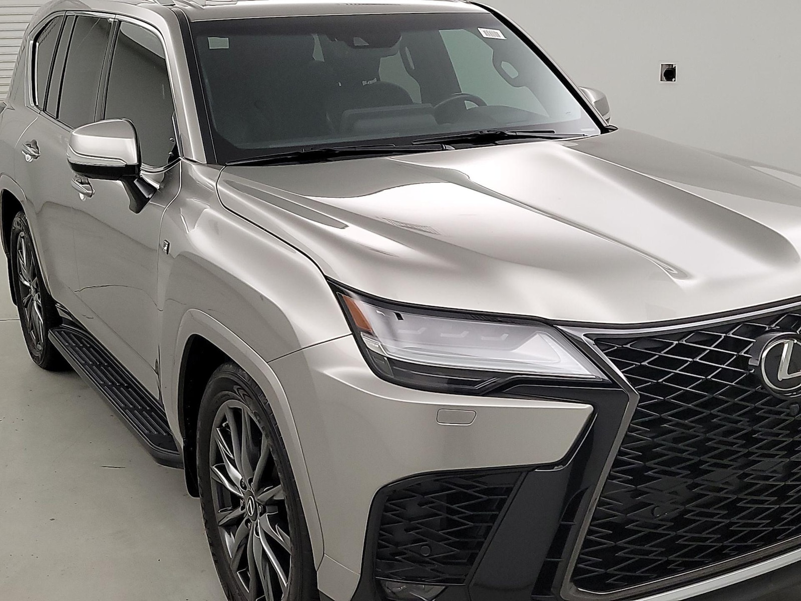 lexus lx 2023 JTJMB7CXXP4014968 image lexus lx 2023 JTJMB7CXXP4014968 image