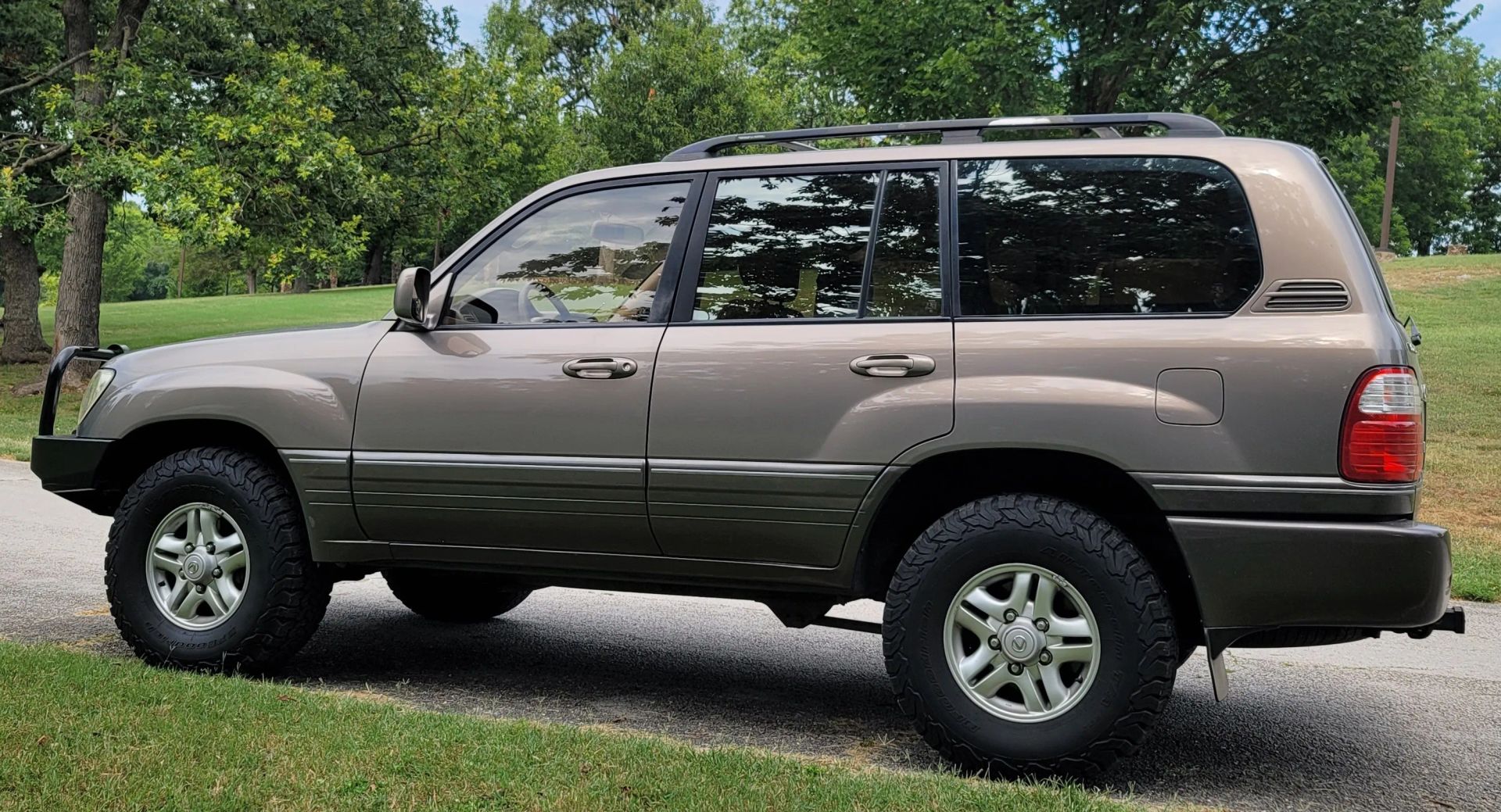 lexus lx 1998 JT6HT00W3W0012318 image lexus lx 1998 JT6HT00W3W0012318 image