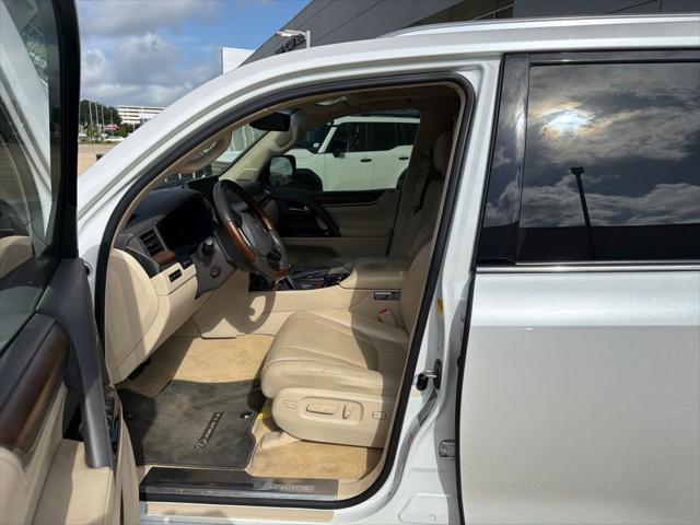 lexus lx 2019 JTJHY7AX0K4288126 image lexus lx 2019 JTJHY7AX0K4288126 image