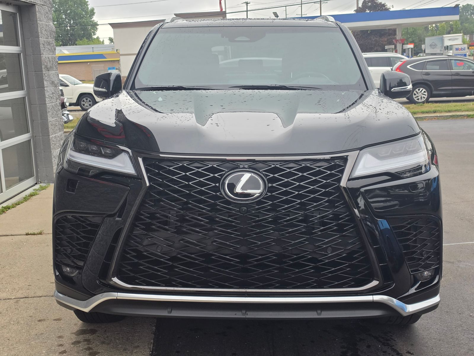 lexus lx 2026 JTJMD7CX1T4012899 image lexus lx 2026 JTJMD7CX1T4012899 image
