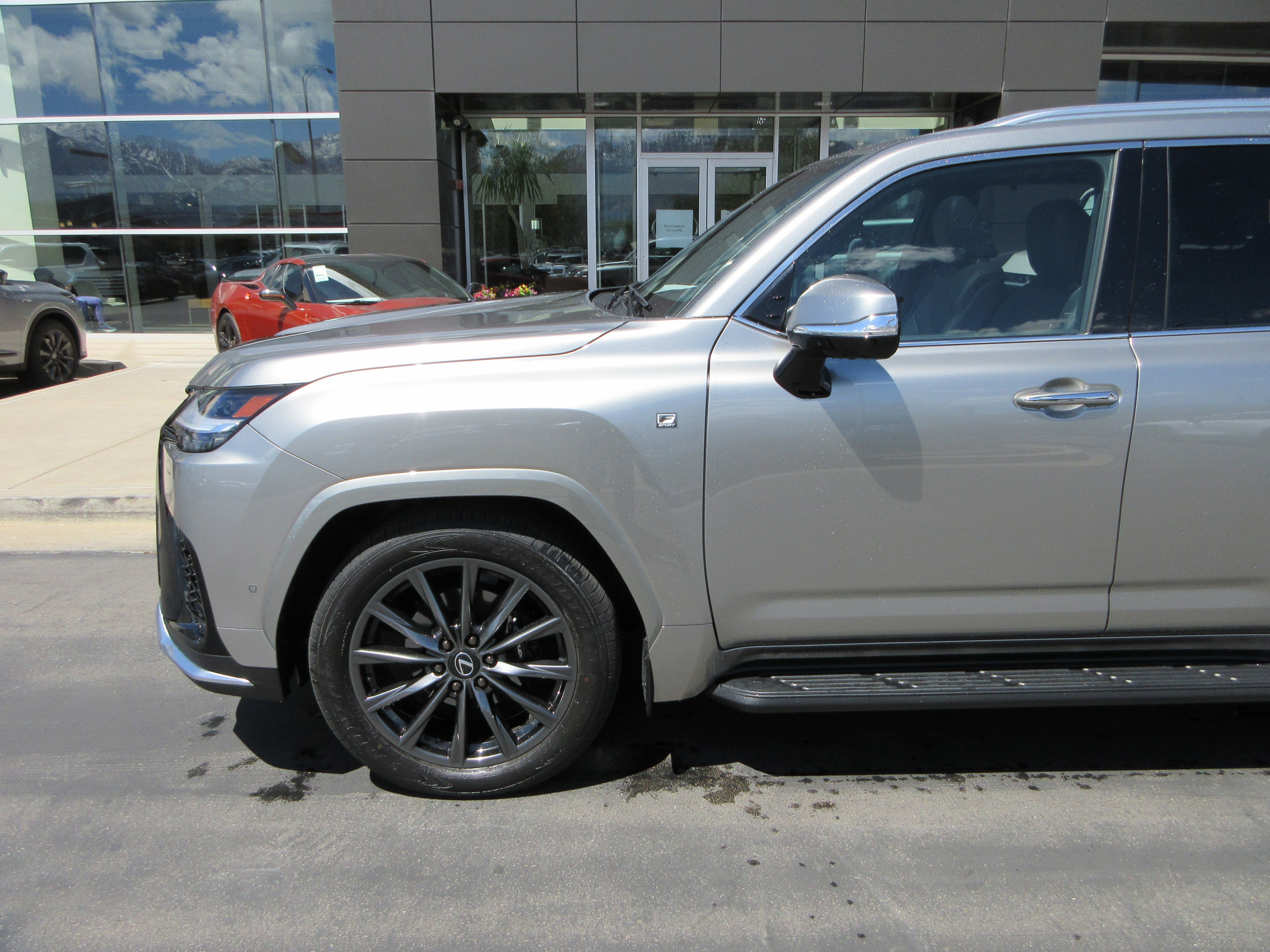 lexus lx 2026 JTJMD7CX7T4011904 image lexus lx 2026 JTJMD7CX7T4011904 image