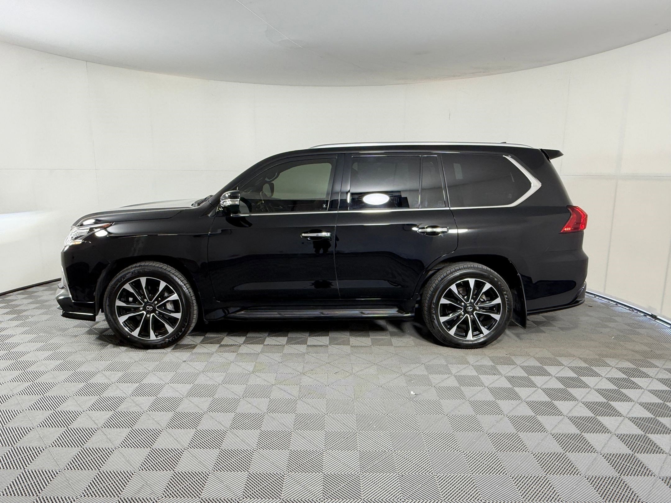lexus lx 2021 JTJDY7AX3M4345095 image lexus lx 2021 JTJDY7AX3M4345095 image