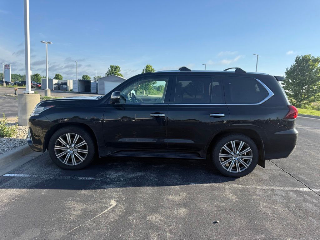 lexus lx 2017 JTJHY7AX1H4231829 image lexus lx 2017 JTJHY7AX1H4231829 image