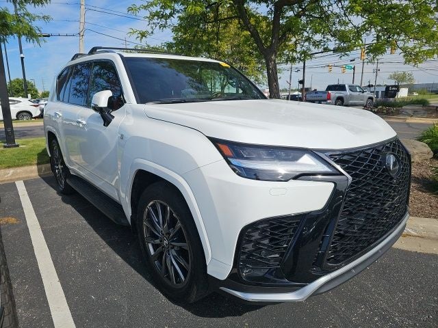 lexus lx 2024 JTJMB7CX4R4066390 image lexus lx 2024 JTJMB7CX4R4066390 image