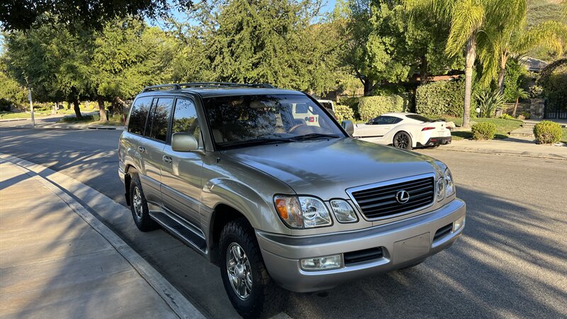 lexus lx 2002 JTJHT00W223512890 image lexus lx 2002 JTJHT00W223512890 image
