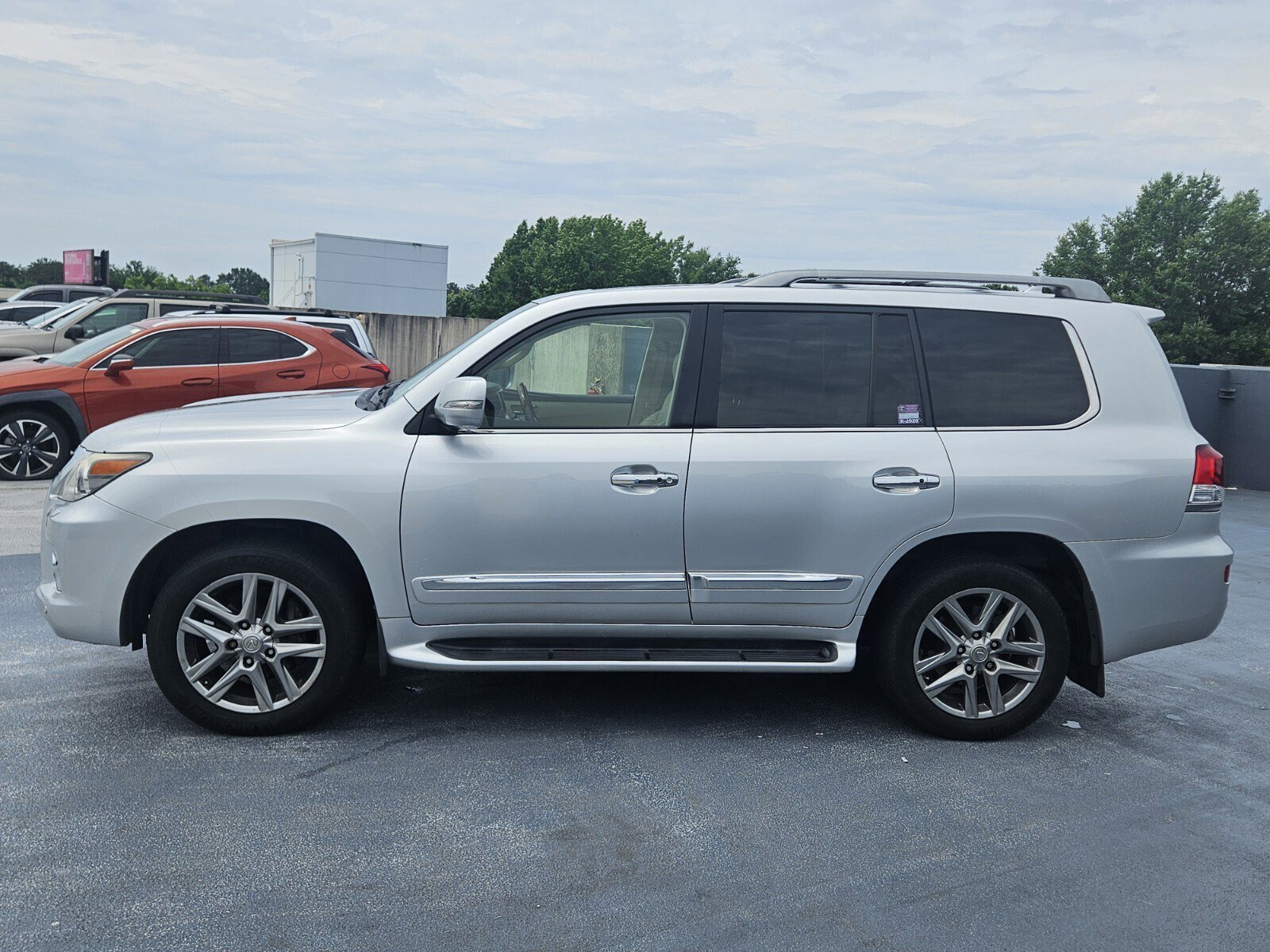 lexus lx 2013 JTJHY7AX7D4111138 image lexus lx 2013 JTJHY7AX7D4111138 image