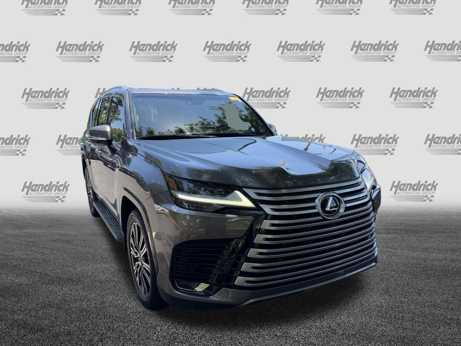 lexus lx 2022 JTJGB7CX2N4009418 image lexus lx 2022 JTJGB7CX2N4009418 image