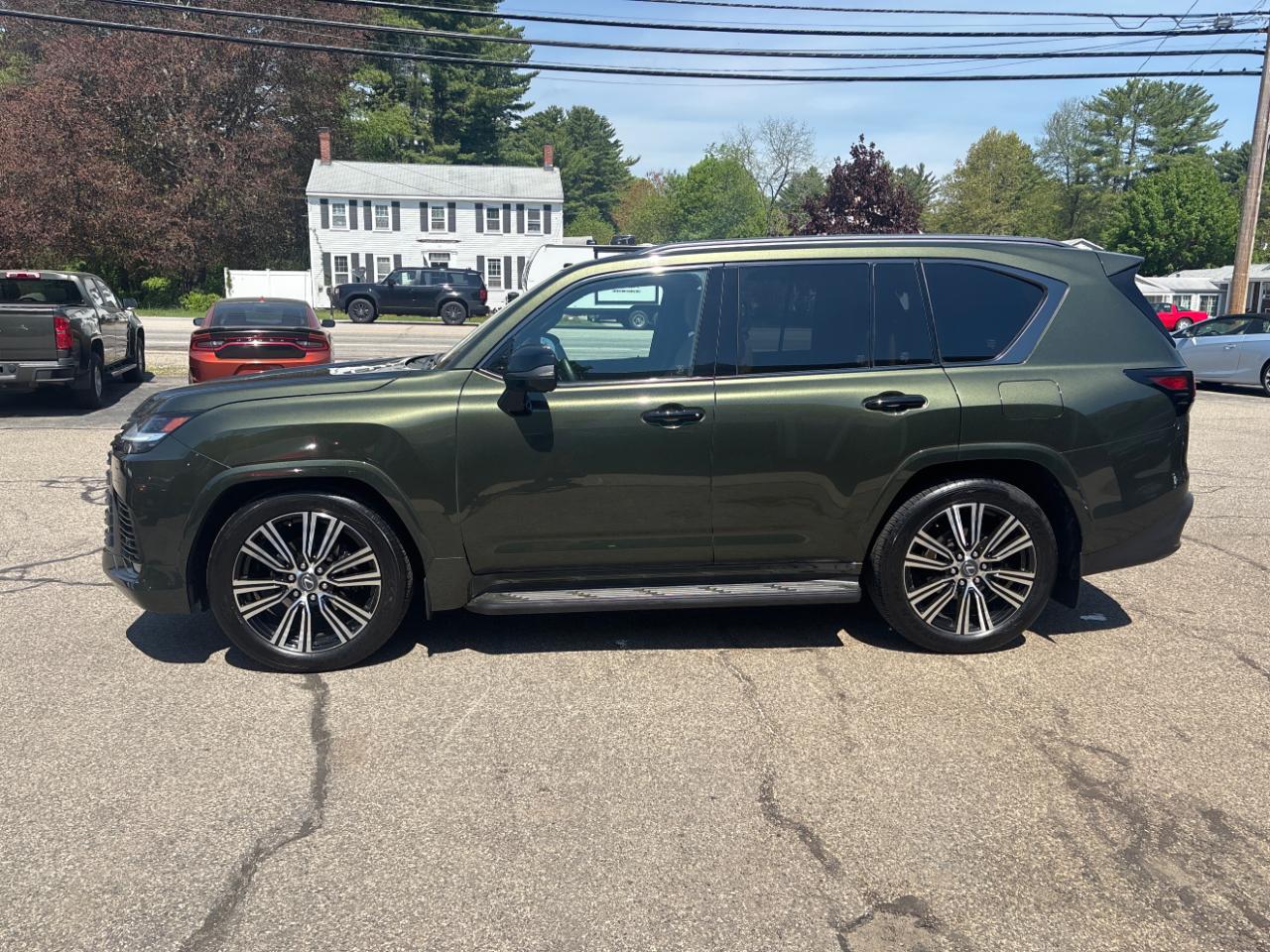 lexus lx 2025 JTJGB7CX6S4069195 image lexus lx 2025 JTJGB7CX6S4069195 image