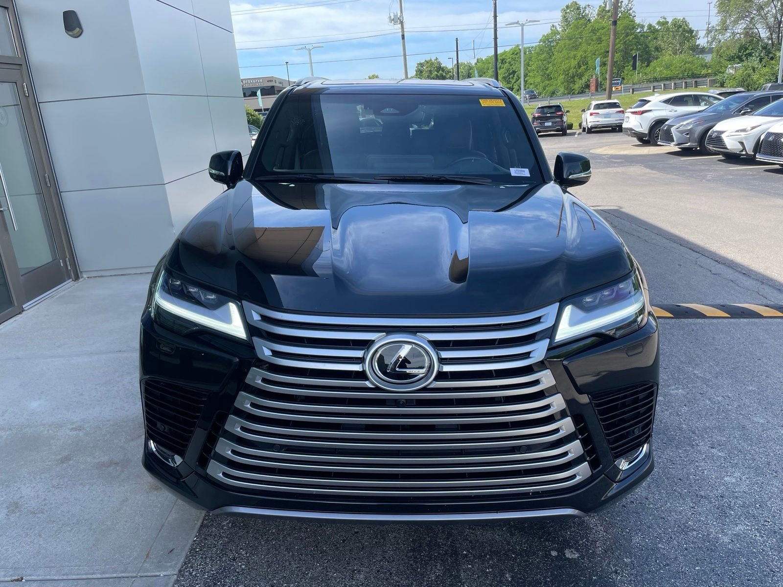 lexus lx 2025 JTJAB7CX2S4070950 image lexus lx 2025 JTJAB7CX2S4070950 image
