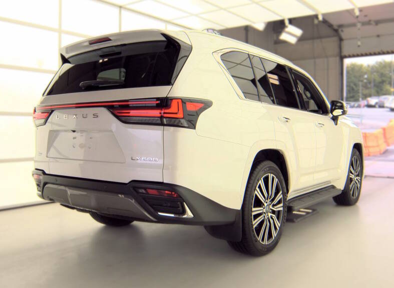 lexus lx 2025 JTJGB7CX6S4079788 image lexus lx 2025 JTJGB7CX6S4079788 image