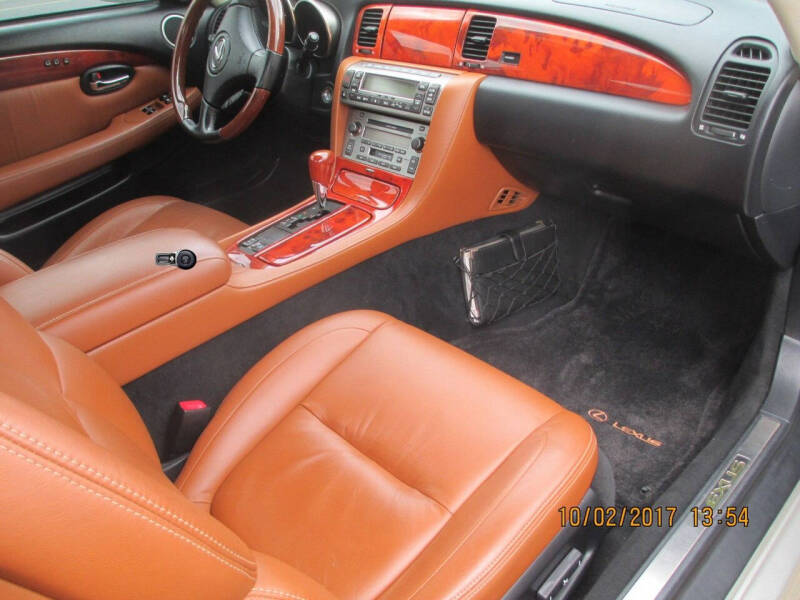 lexus sc 2002 JTHFN48YX20494852 image lexus sc 2002 JTHFN48YX20494852 image