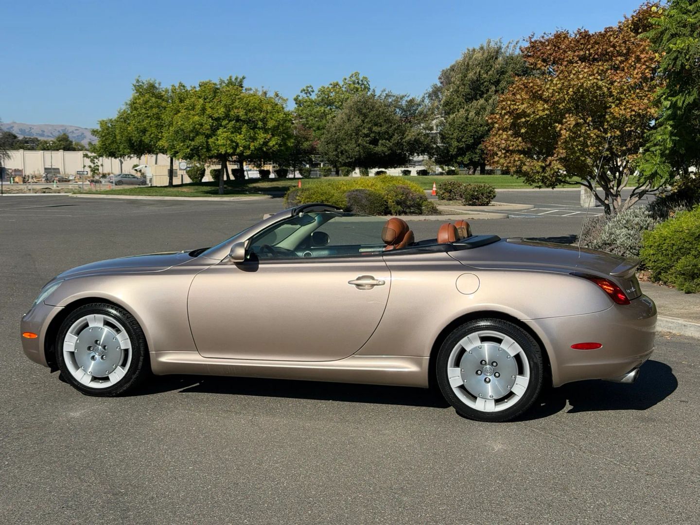 lexus sc 2002 JTHFN48Y920005924 image lexus sc 2002 JTHFN48Y920005924 image