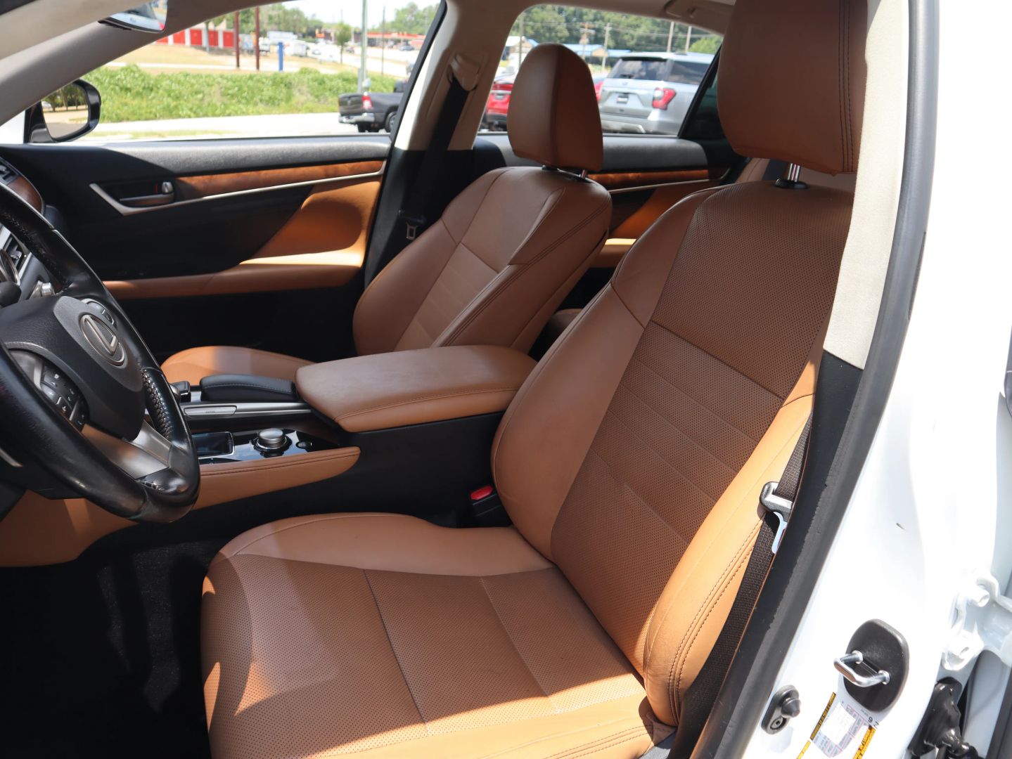lexus gs 2017 JTHCZ1BL1HA005485 image lexus gs 2017 JTHCZ1BL1HA005485 image