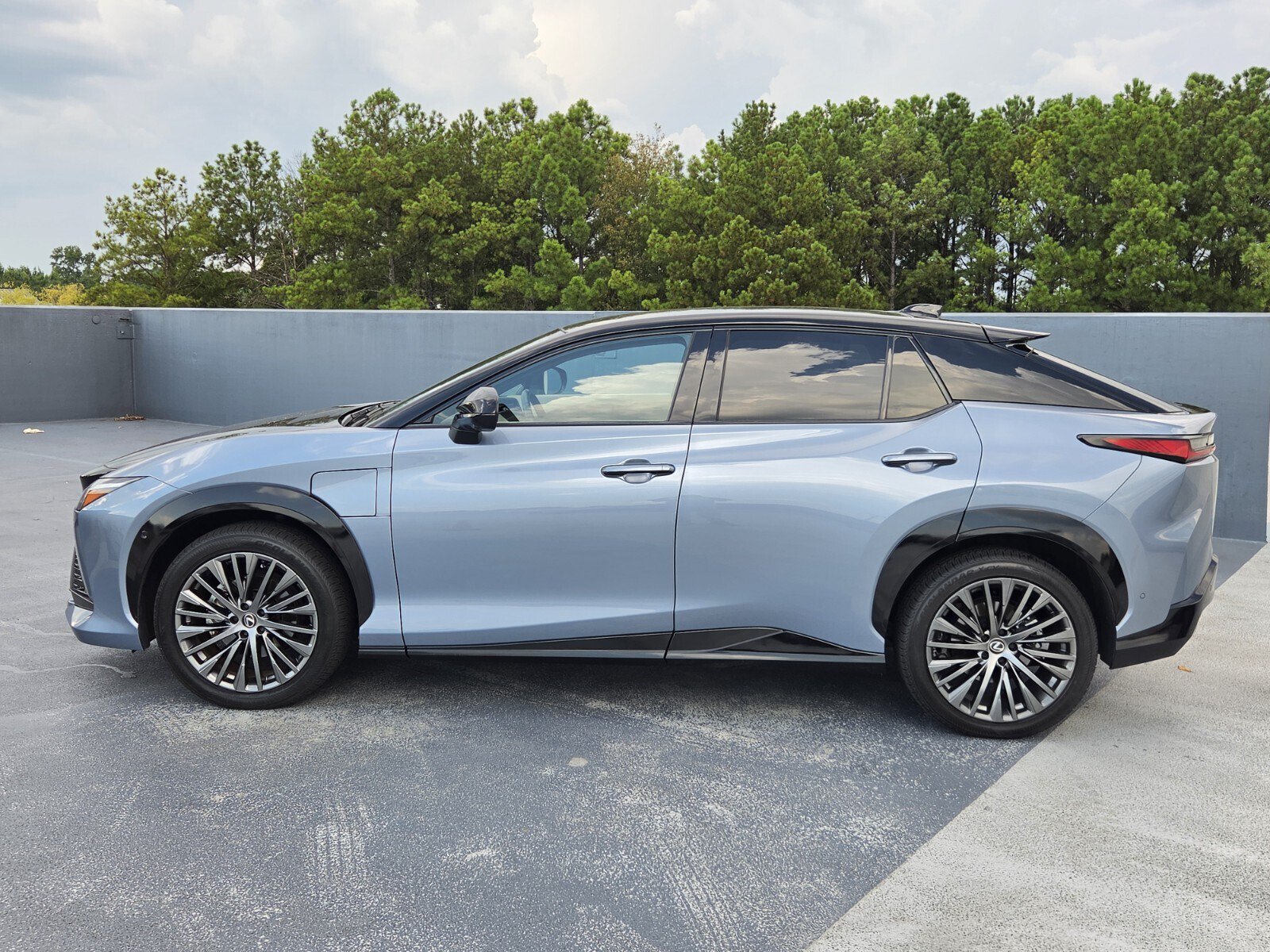 lexus rz 2023 JTJAAAABXPA010236 image lexus rz 2023 JTJAAAABXPA010236 image