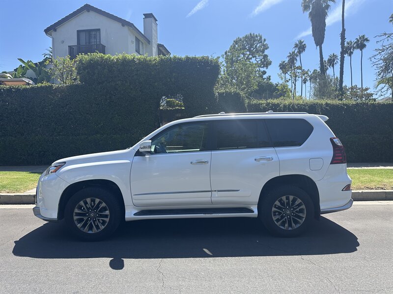 lexus gx 2017 JTJBM7FX8H5162562 image lexus gx 2017 JTJBM7FX8H5162562 image