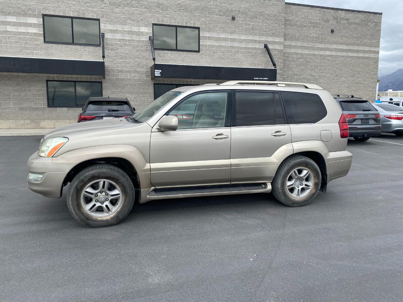 lexus gx 2004 JTJBT20XX40037682 image lexus gx 2004 JTJBT20XX40037682 image