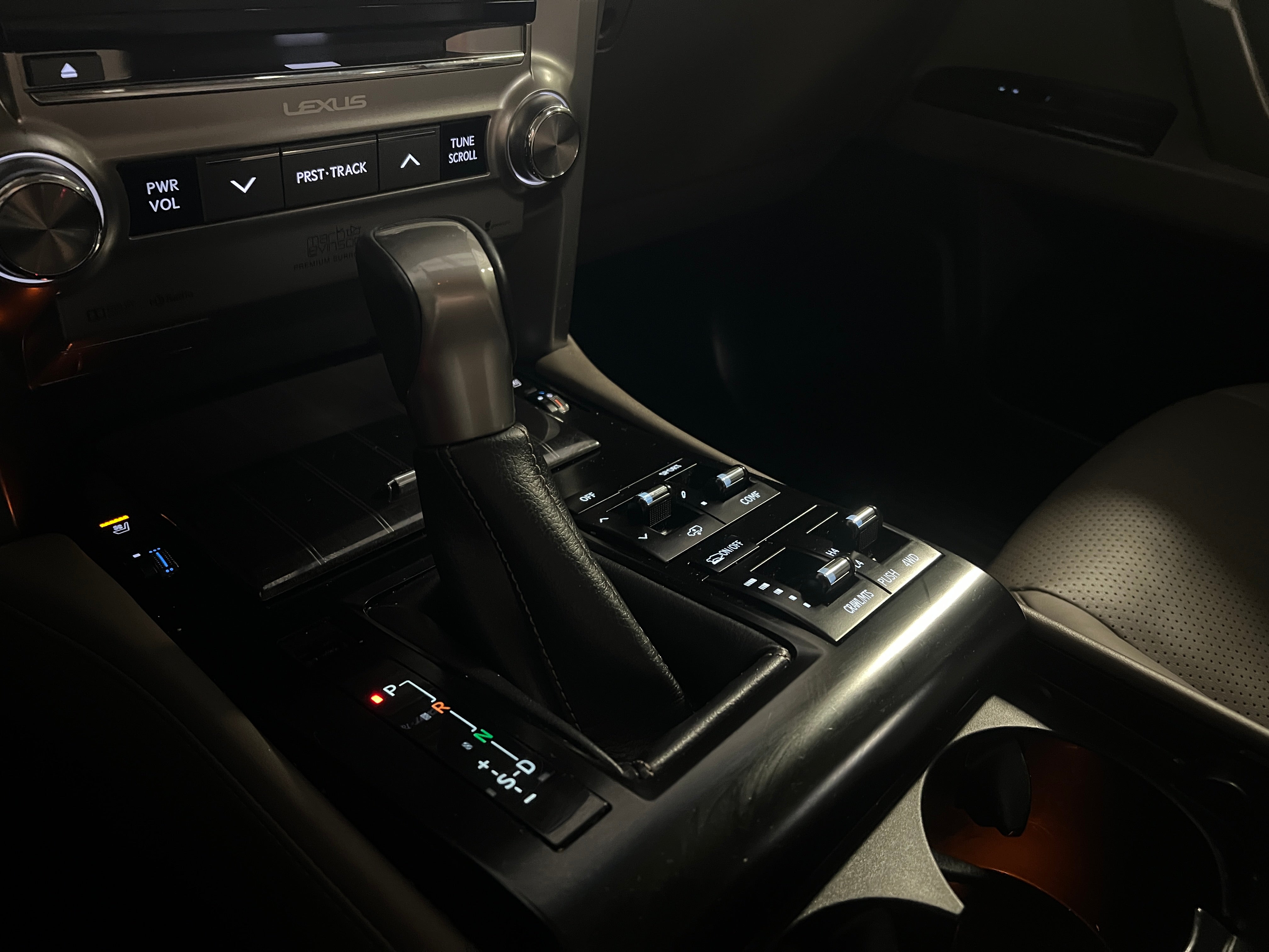 lexus gx 2020 JTJGM7BX5L5250232 image lexus gx 2020 JTJGM7BX5L5250232 image