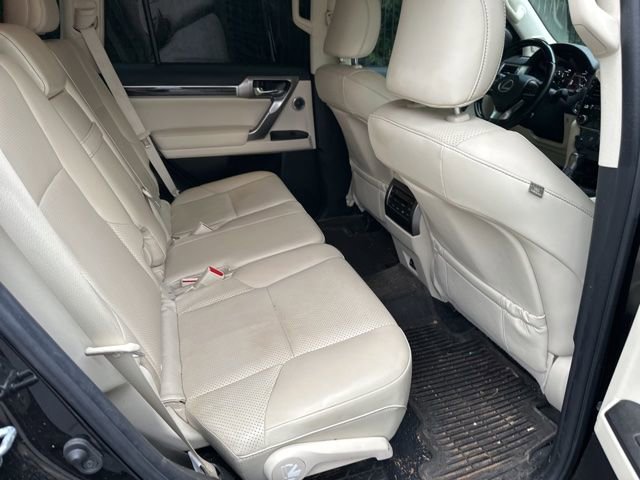 lexus gx 2022 JTJGM7BX2N5329344 image lexus gx 2022 JTJGM7BX2N5329344 image