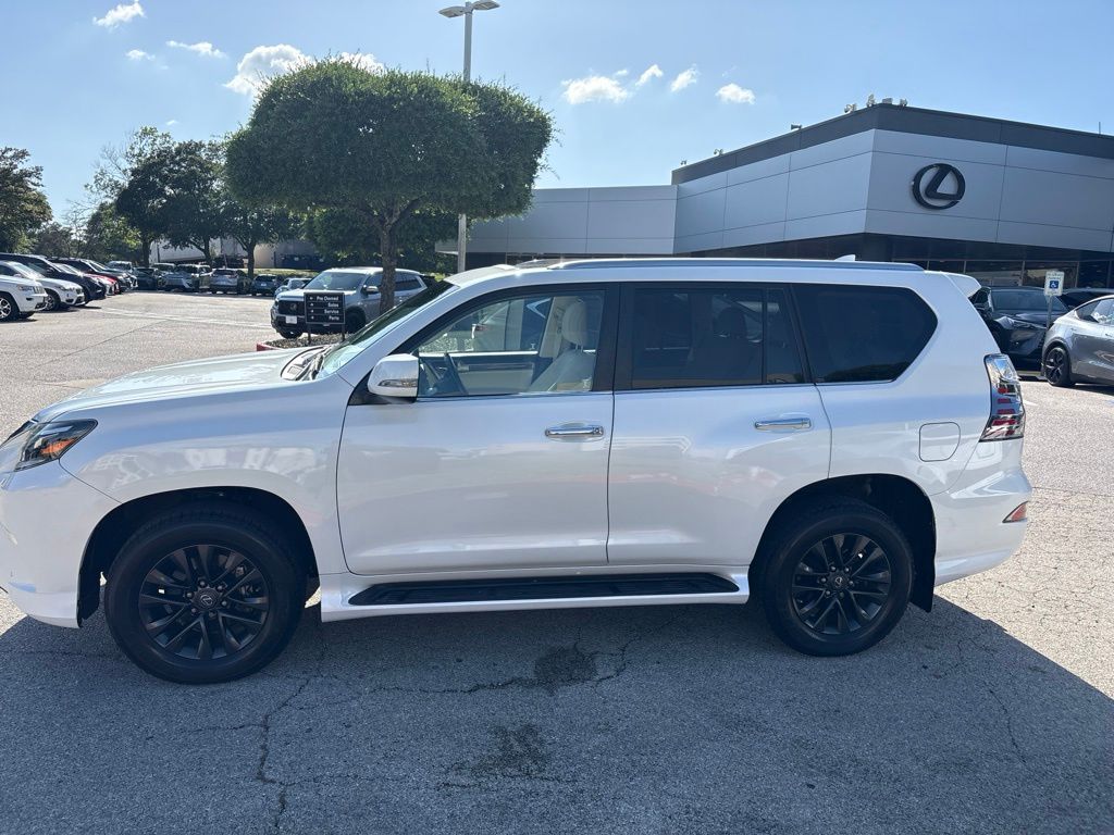 lexus gx 2022 JTJAM7BX4N5332610 image lexus gx 2022 JTJAM7BX4N5332610 image