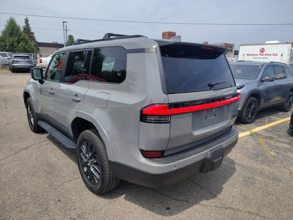 lexus gx 2025 JTJTBCDX7S5057556 image