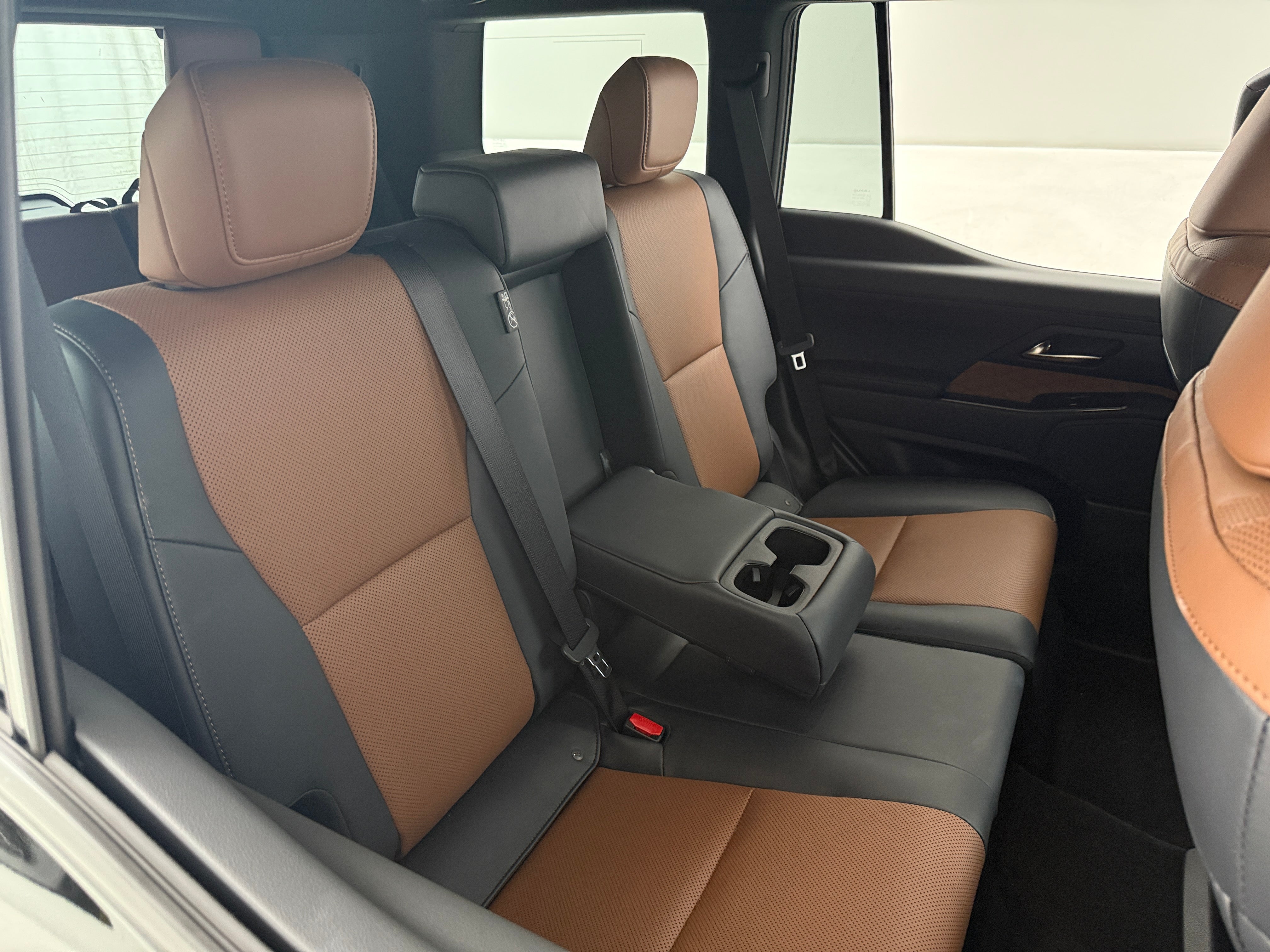 lexus gx 2025 JTJTBCDX1S5050506 image lexus gx 2025 JTJTBCDX1S5050506 image