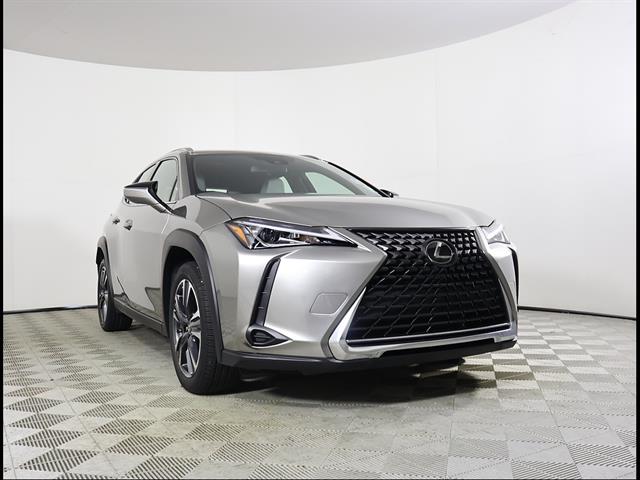 lexus ux 2022 JTHX3JBH8N2056261 image lexus ux 2022 JTHX3JBH8N2056261 image