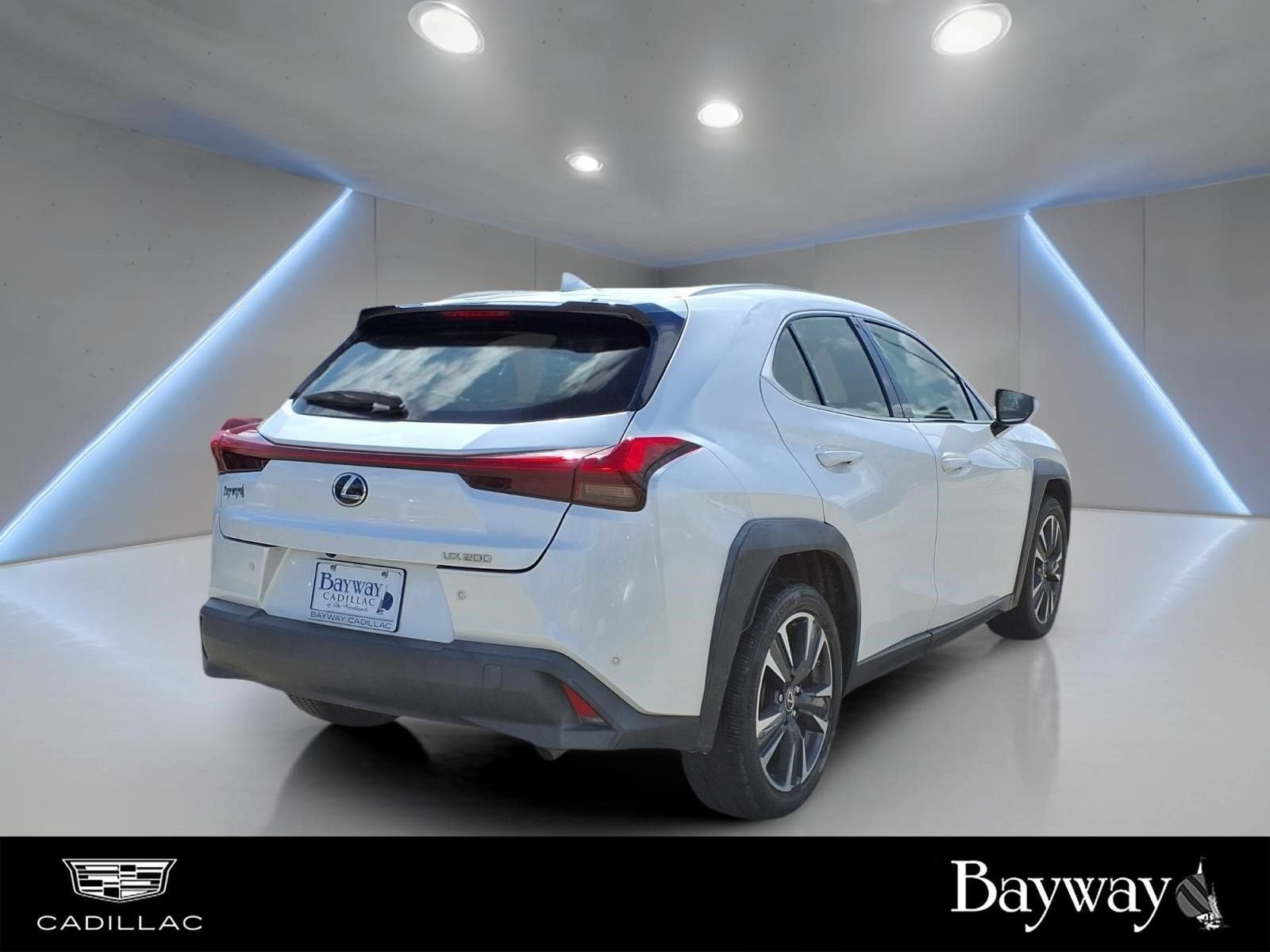 lexus ux 2022 JTHX3JBHXN2045892 image lexus ux 2022 JTHX3JBHXN2045892 image