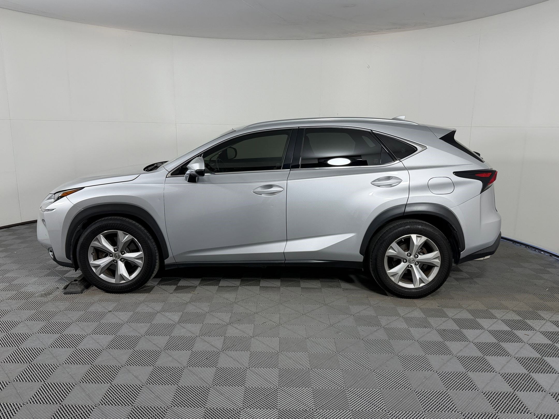 lexus nx 2017 JTJYARBZ9H2057357 image lexus nx 2017 JTJYARBZ9H2057357 image