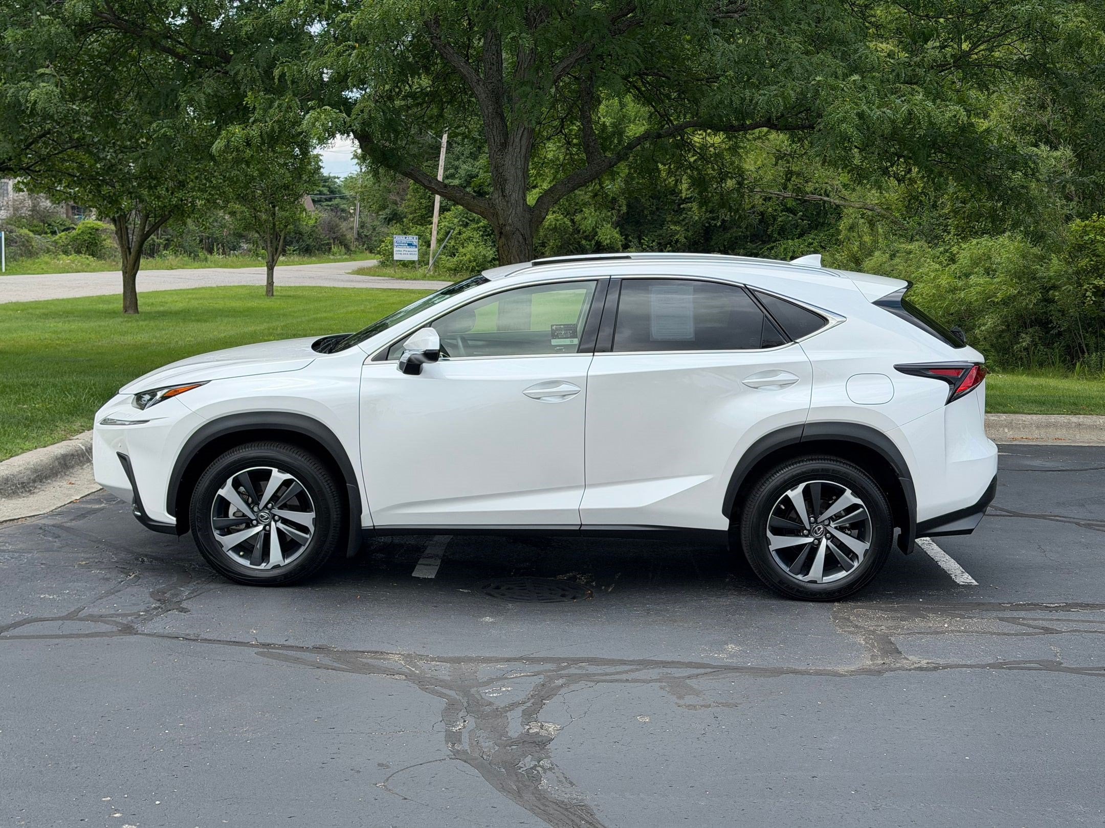 lexus nx 2020 JTJGARDZ8L5001099 image lexus nx 2020 JTJGARDZ8L5001099 image
