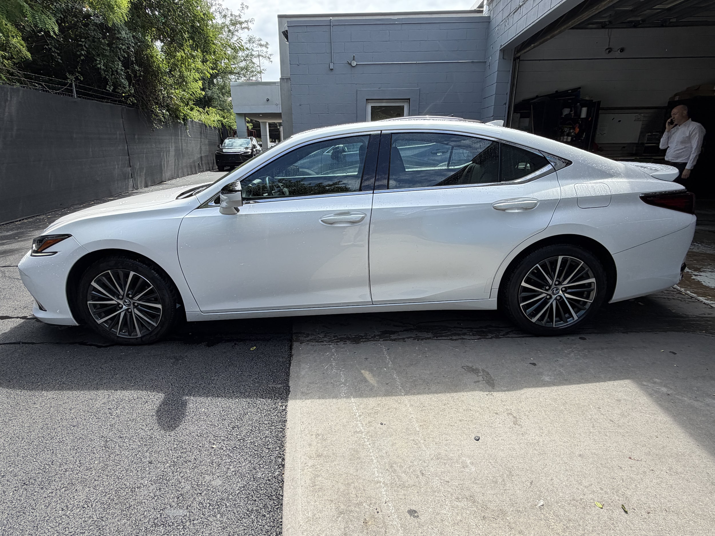 lexus es 2023 58AD11D17PU011799 image lexus es 2023 58AD11D17PU011799 image