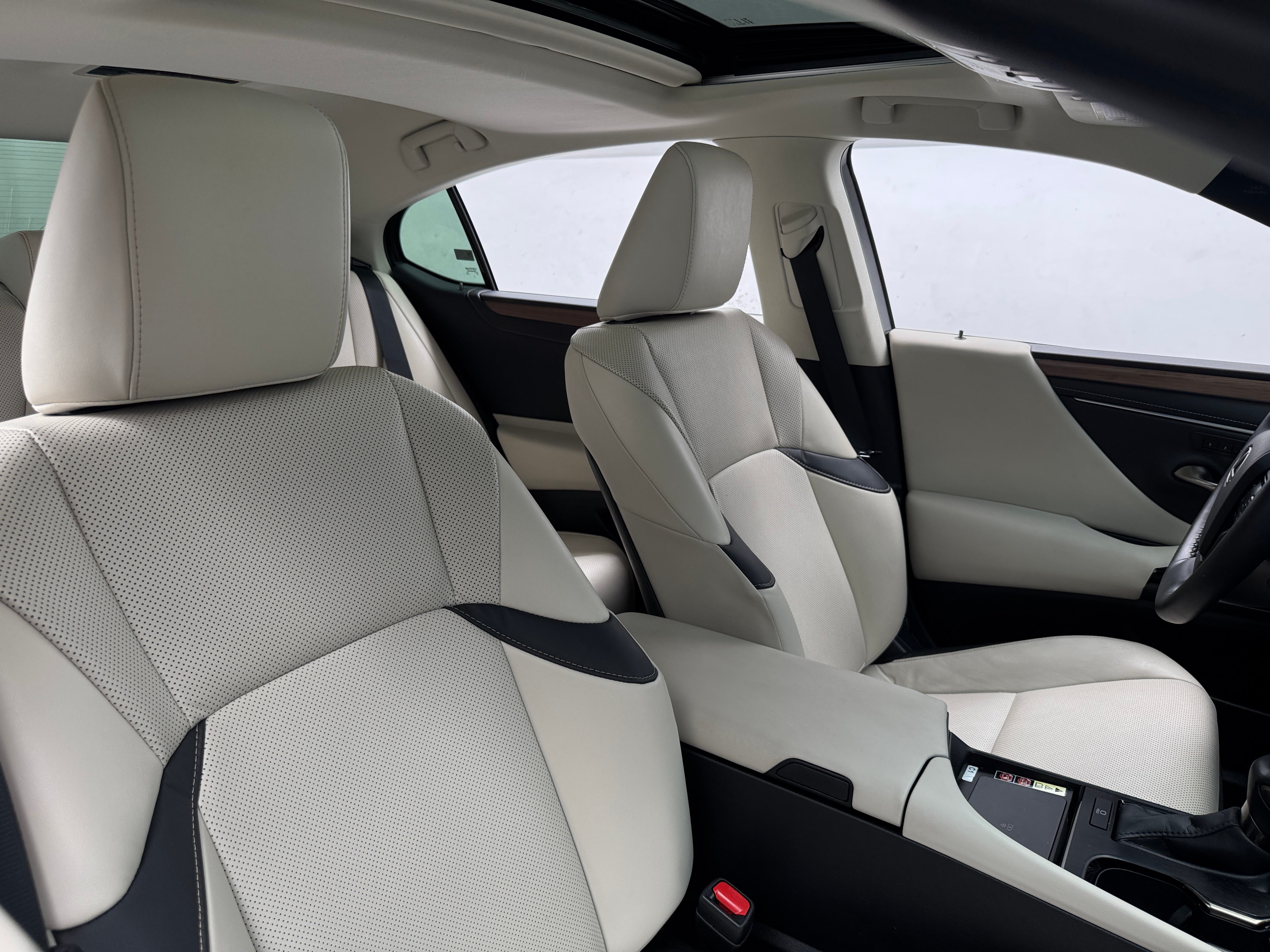 lexus es 2023 58AD11D13PU012075 image lexus es 2023 58AD11D13PU012075 image