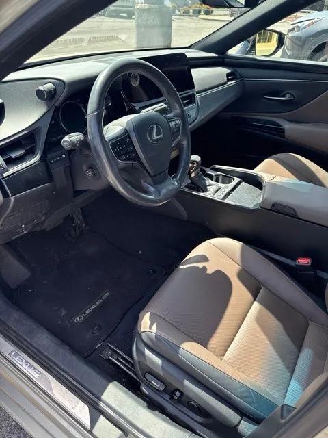 lexus es 2023 58AD11D12PU011709 image lexus es 2023 58AD11D12PU011709 image