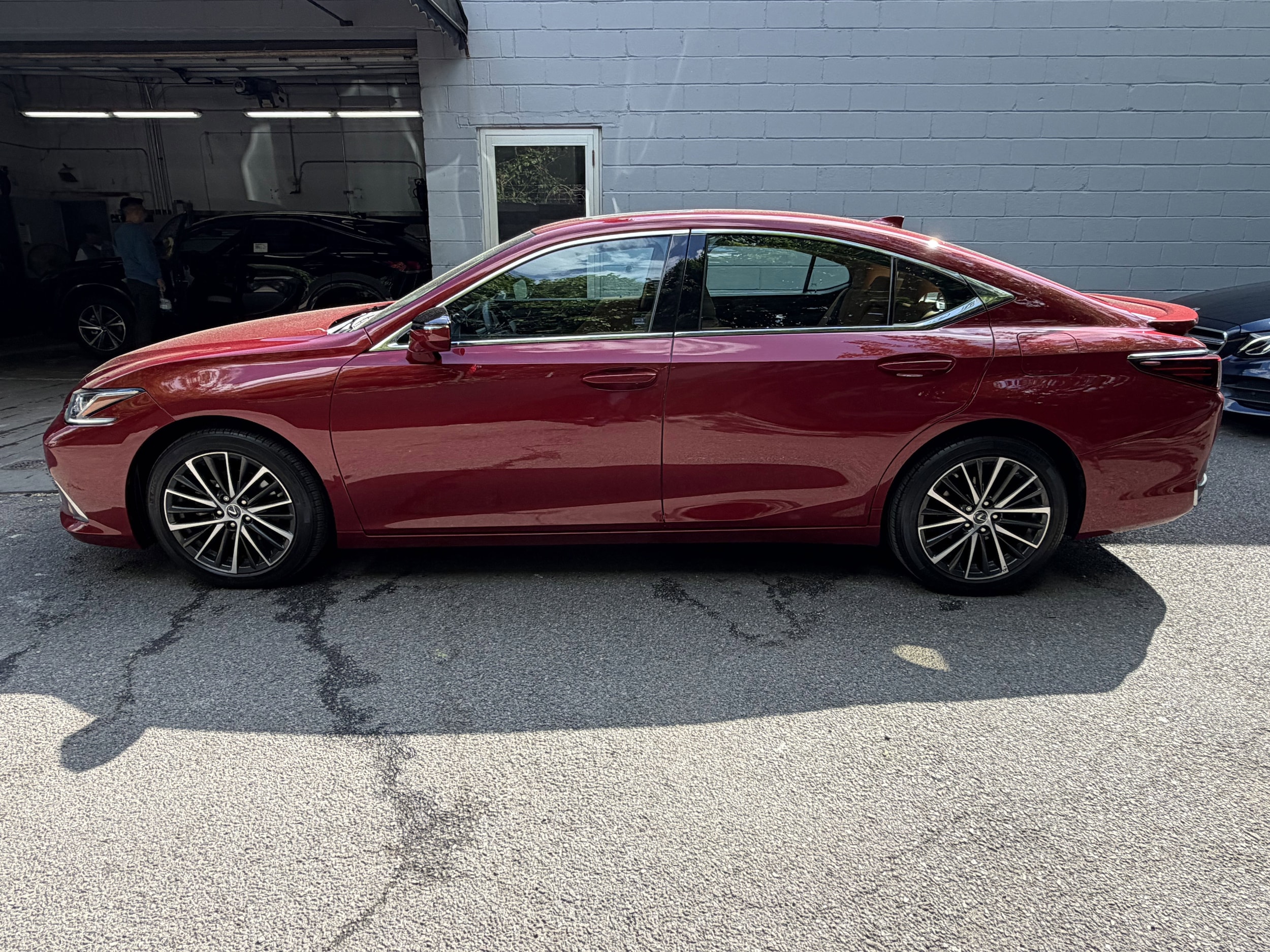 lexus es 2023 58AD11D18PU011276 image lexus es 2023 58AD11D18PU011276 image