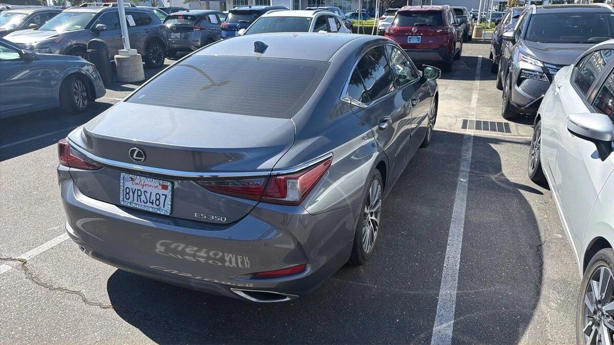 lexus es 2019 JTHBZ1B17K2000402 image lexus es 2019 JTHBZ1B17K2000402 image