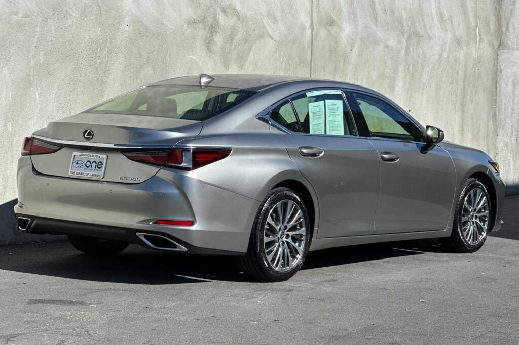 lexus es 2019 JTHBZ1B15K2005159 image lexus es 2019 JTHBZ1B15K2005159 image