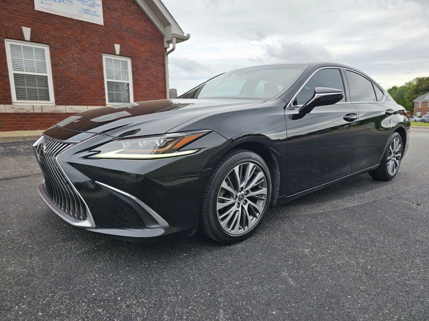 lexus es 2019 58ABZ1B1XKU009301 image lexus es 2019 58ABZ1B1XKU009301 image