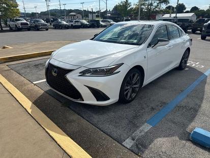 lexus es 2019 58ABZ1B10KU038306 image lexus es 2019 58ABZ1B10KU038306 image