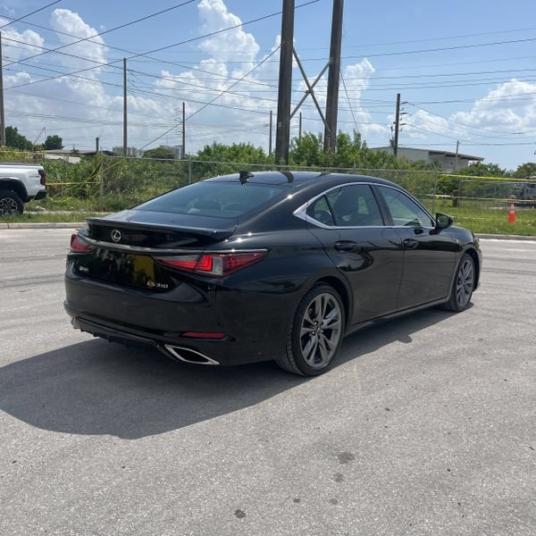 lexus es 2019 58ABZ1B1XKU045229 image lexus es 2019 58ABZ1B1XKU045229 image