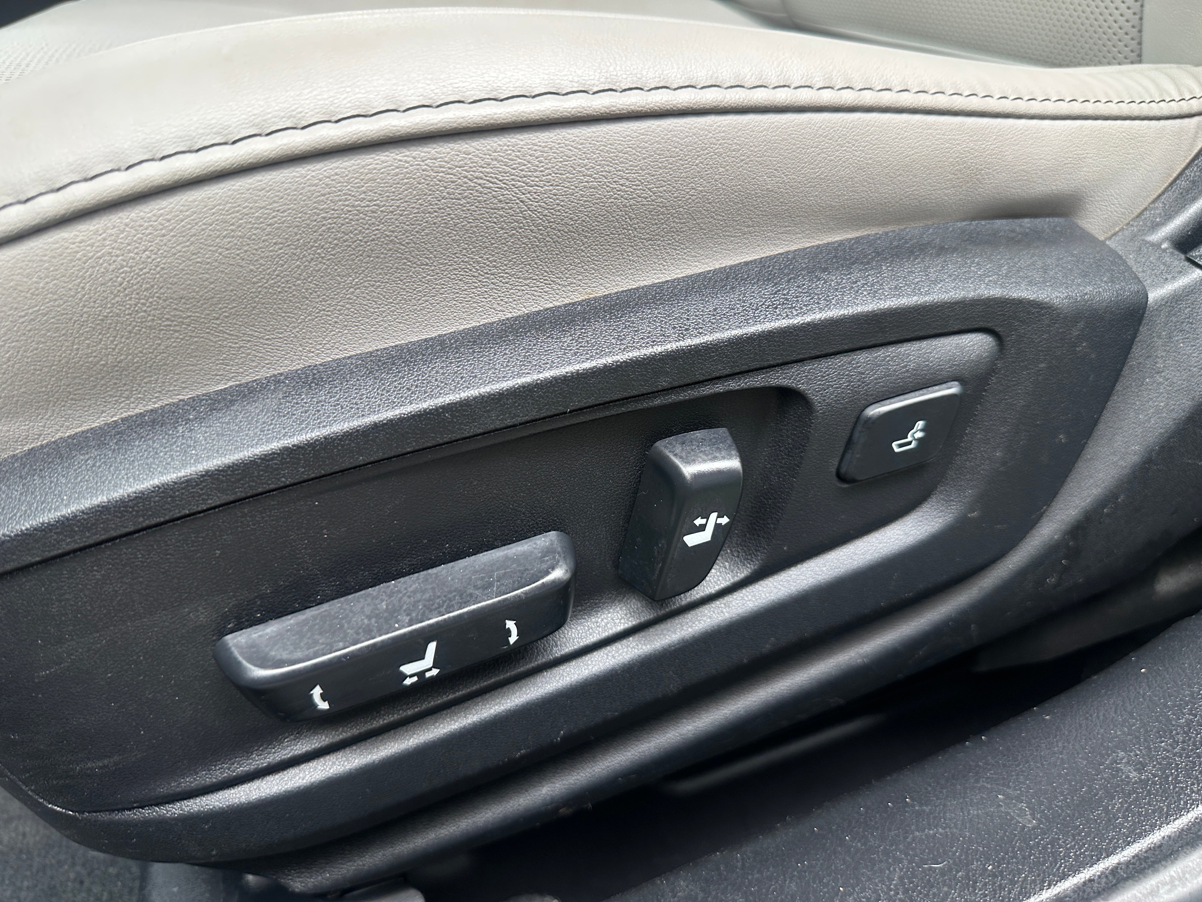 lexus es 2018 58ABK1GG3JU108932 image lexus es 2018 58ABK1GG3JU108932 image