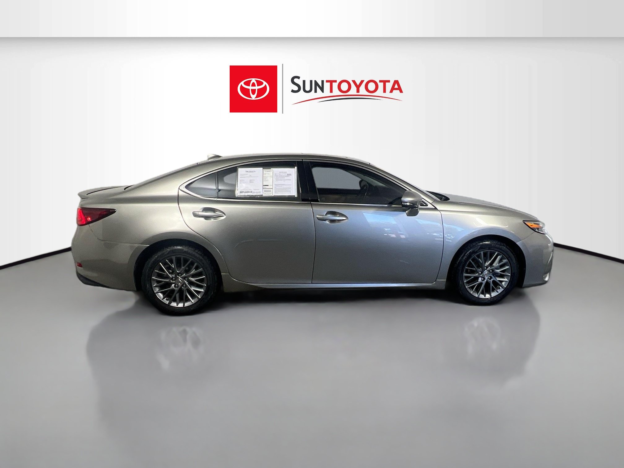 lexus es 2018 58ABK1GG3JU107442 image lexus es 2018 58ABK1GG3JU107442 image
